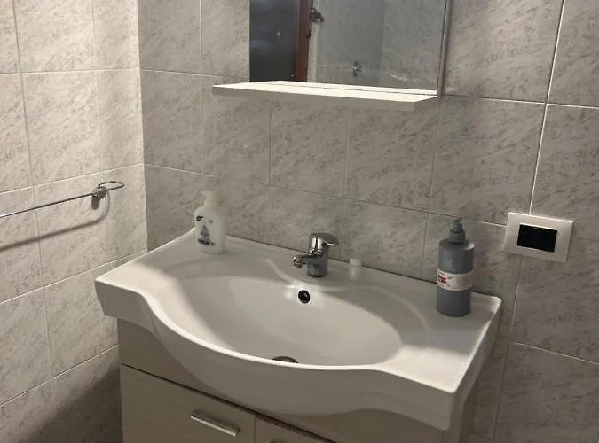 Leone Di Nemea - νεμέος λέων Affittacamere