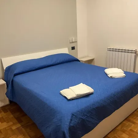 Πανσιόν Leone Di Nemea - νεμέος λέων Ρέτζιο ντι Καλάμπρια