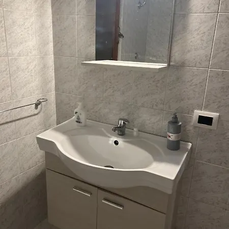 Leone Di Nemea - νεμέος λέων Πανσιόν